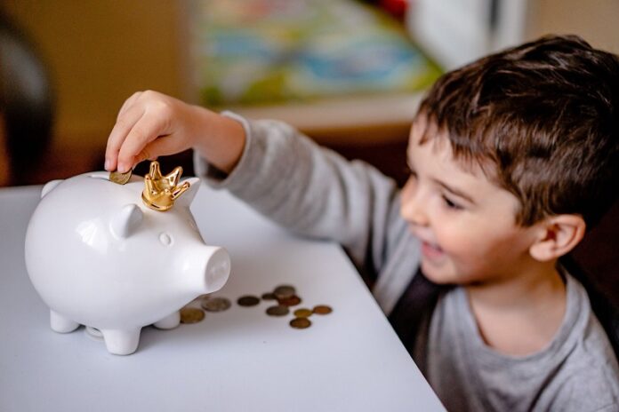 oleksandrpidvalnyi-money-6815202_1280
